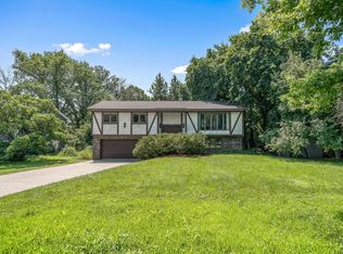 12605 26th Ave N, Plymouth, MN 55441