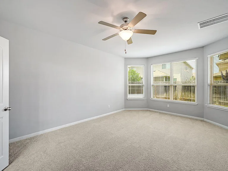 176 Flannery Ln — Photo 21