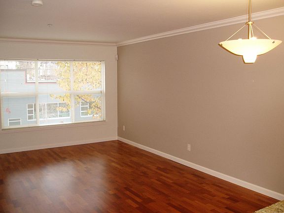 3rd image of 621 5th Ave N Suite B