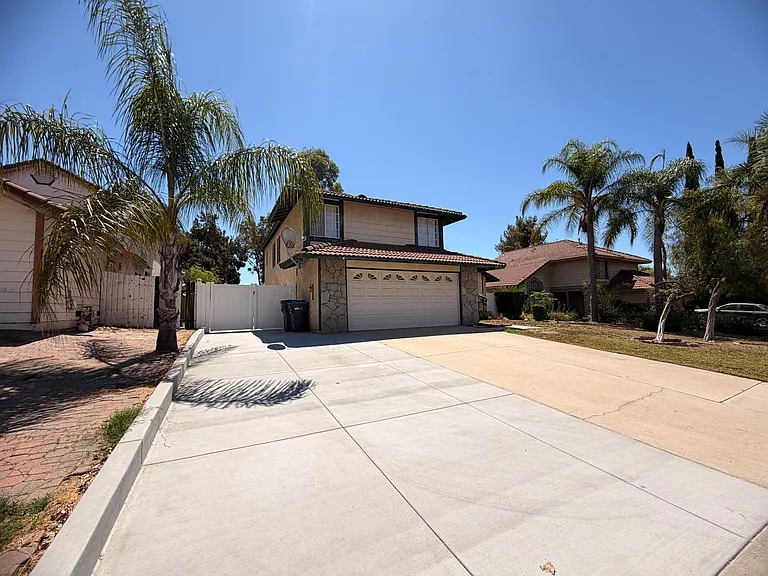 12658 Heartleaf St — Photo 39