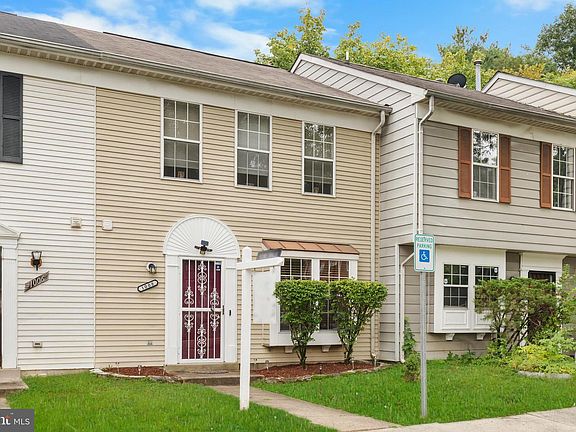 4th image of 1008 Hanbury Ct