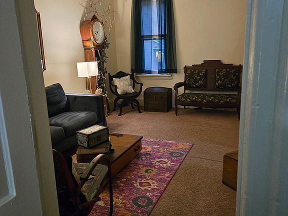 3rd image of 608 E Buchtel Ave APT A