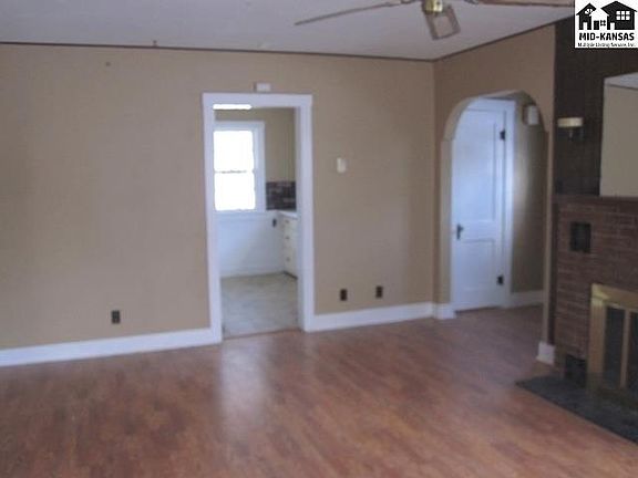2nd image of 205 W 25th Ave