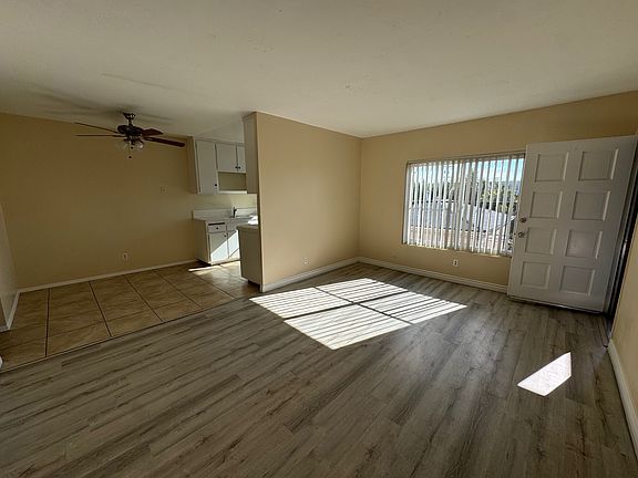 4th image of 4049 36th St APT 8