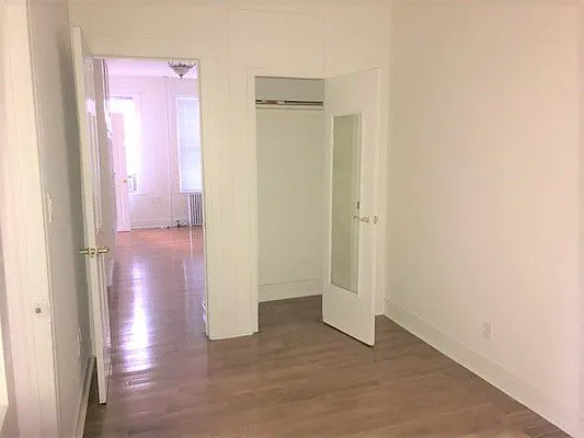 Rented by Tri Boro Terrace Realty | media 42