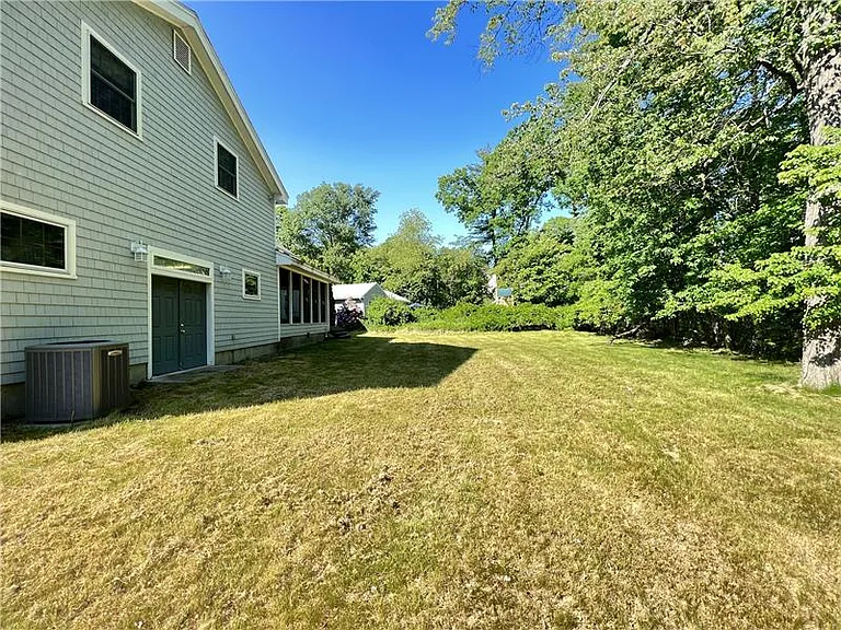 5 Kinney Ave — Photo 26