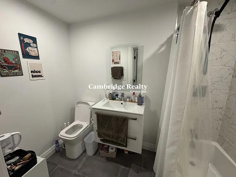 7 Strathmore Rd #T — Photo 9