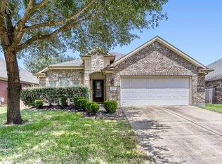 21554 Barrett Knolls Dr, Richmond, TX 77406