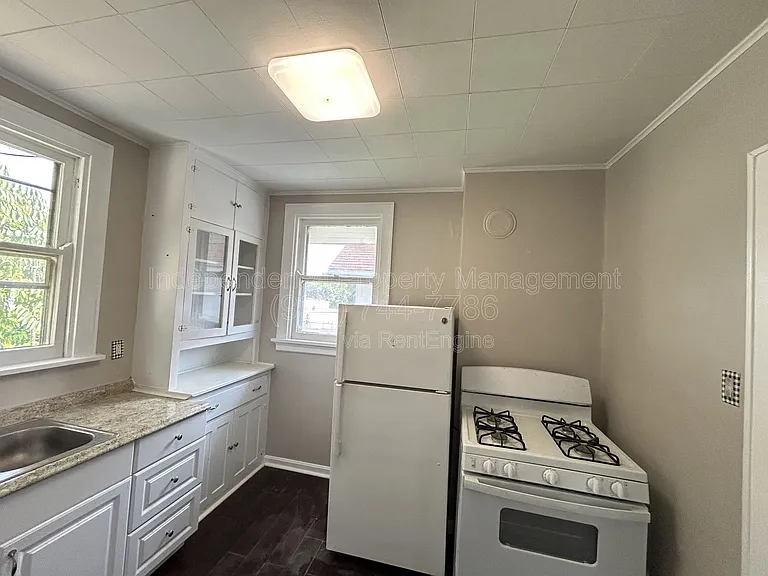 5563 Bosworth Pl #2 — Photo 6