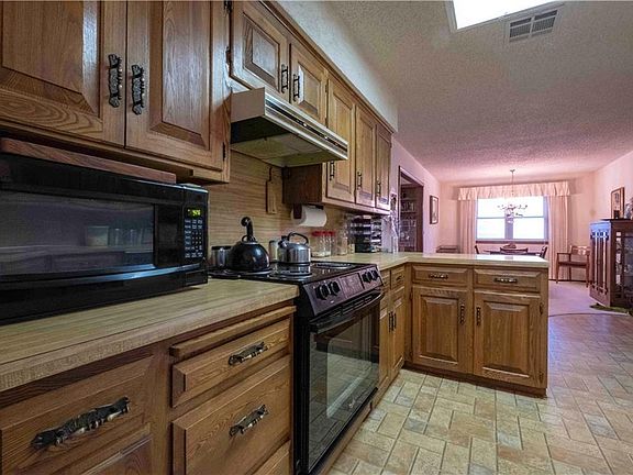 5th image of 22 Newquay Ln
