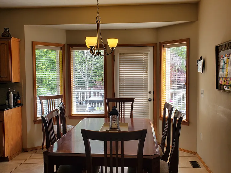 322 W Charlton Ave — Photo 10