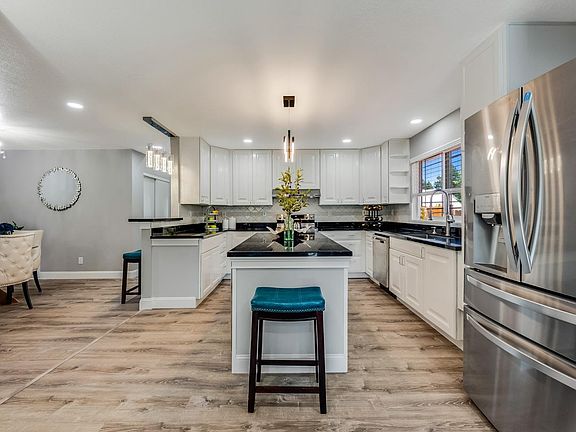 2nd image of 6549 Jubilee Court