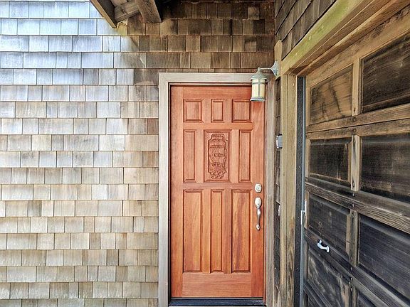 514 SW 7th Front door