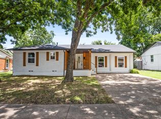 822 Alamo Ln, Garland, TX 75040