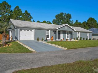 1743 E Smugglers Cove Dr, Gulf Breeze, FL 32563