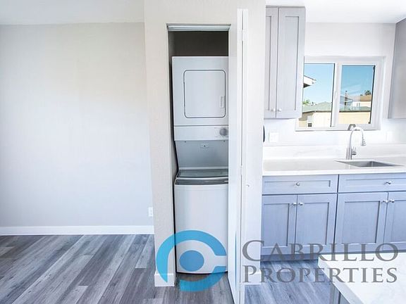 4th image of 4423 52nd St APT 2C