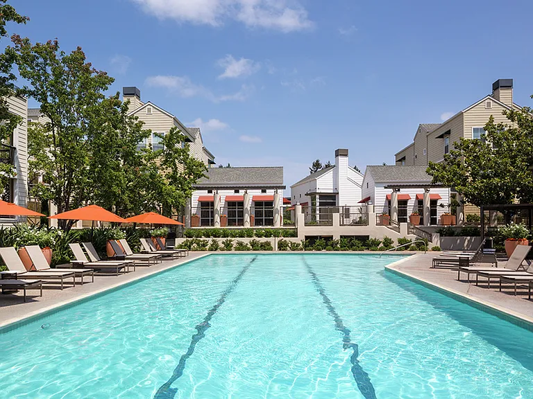 The Hamptons Apartment Homes — Photo 12