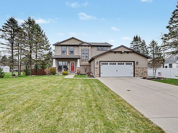 2nd image of 5193 Grand River Cir