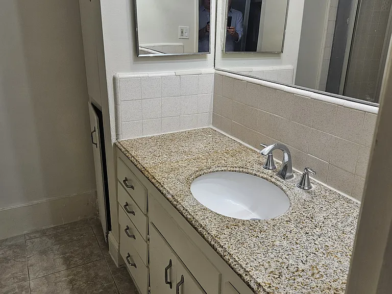 5302 Comercio Ln #7A — Photo 6