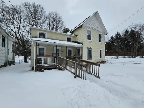 54 Oconnor St, Wellsville, NY 14895