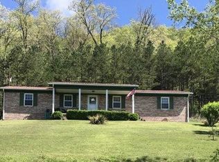 950 N Fork Rd, Stanton, KY 40380