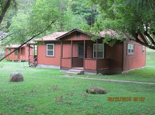 2337 Woods Dr, Saint Albans, WV 25177