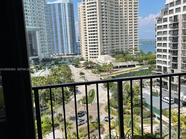 520 Brickell Key Dr APT A1216, Miami, FL 33131