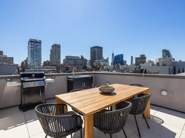 66 Clinton Street image 16 of 20