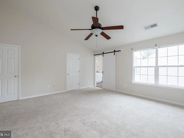 5319 Waldo Dr — Photo 28
