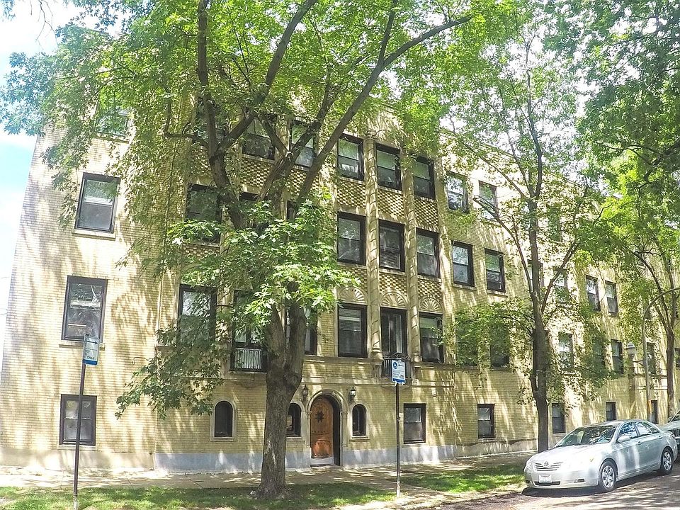 1st image of 2634 W Glenlake Ave Unit C2
