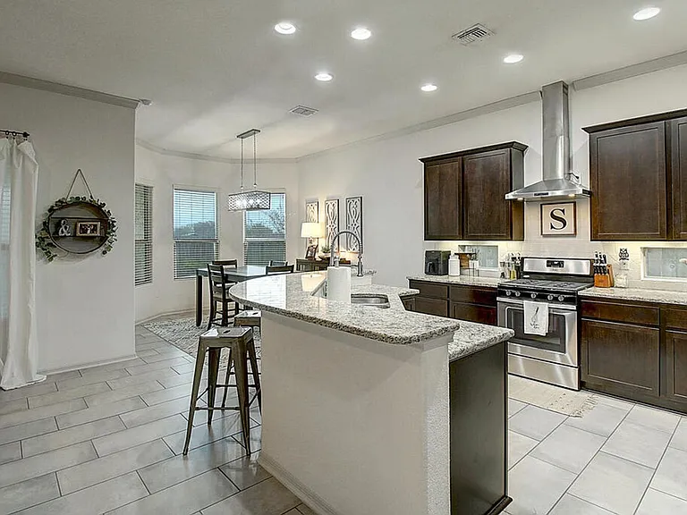 8034 Barlovento St — Photo 15