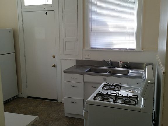 4th image of 183 Olentangy St