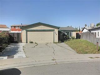 1st image of 835 La Playa Ct