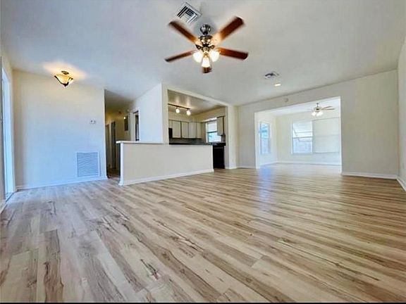 2nd image of 3002 Arthur St