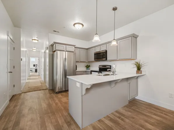 548 N 360 W, Vineyard, UT 84059