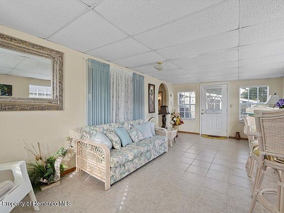 5th image of 8144 Eagle Dr