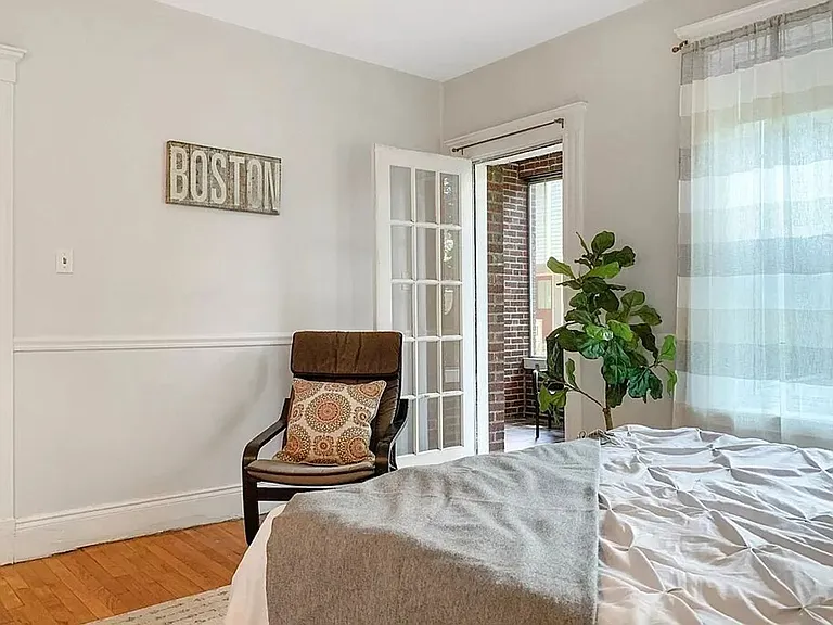 9 Vinal St #2 — Photo 11