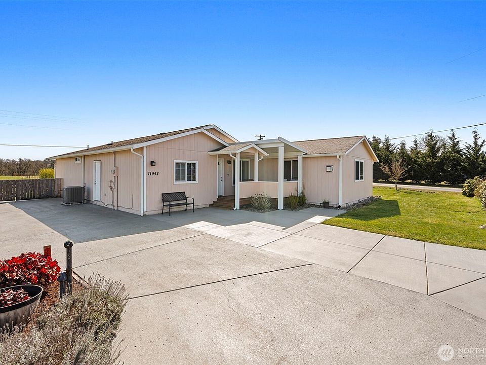 1st image of 17944 Camus Drive SW