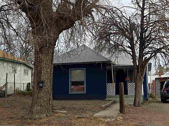 4th image of 705 N 1st St