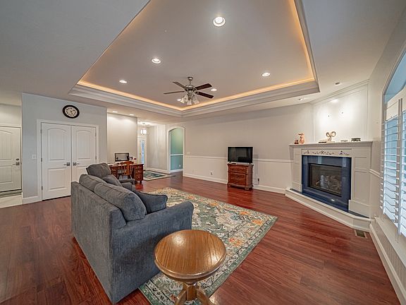 3rd image of 5285 Wild Dunes Ln