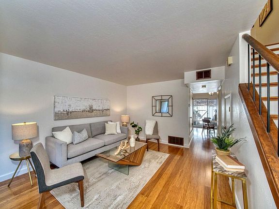 4th image of 1449 Terra Nova Blvd