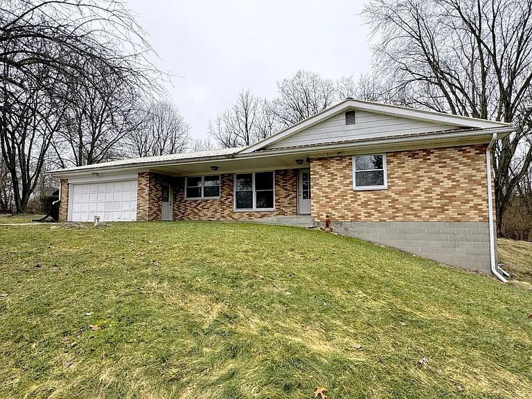 53523 State Route 13 — Photo 1