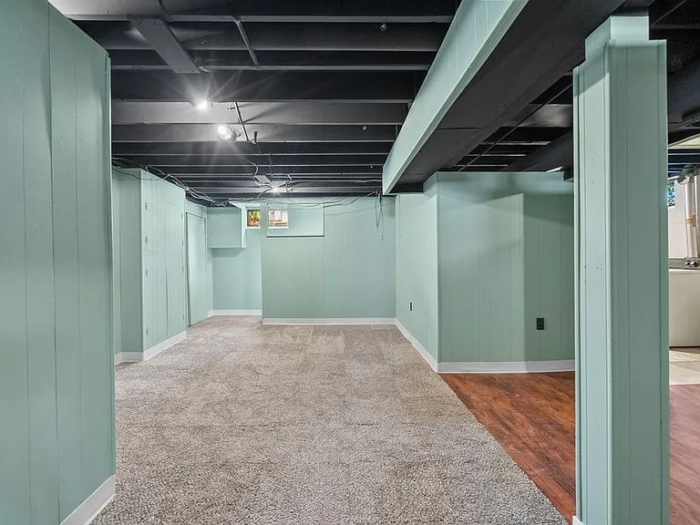 3022 Cottonwood Ln — Photo 17