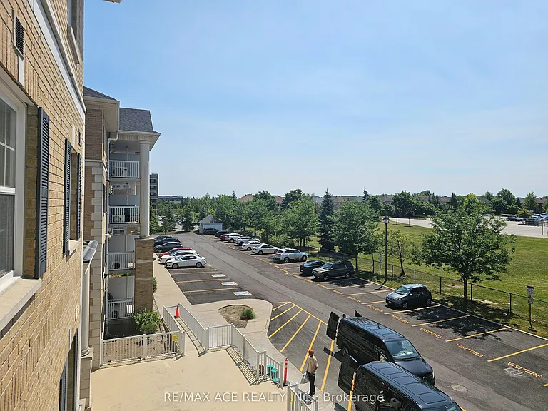 7428 Markham Rd #320 — Photo 22