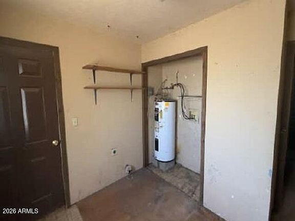 4th image of 7451 E WINCHESTER Road
