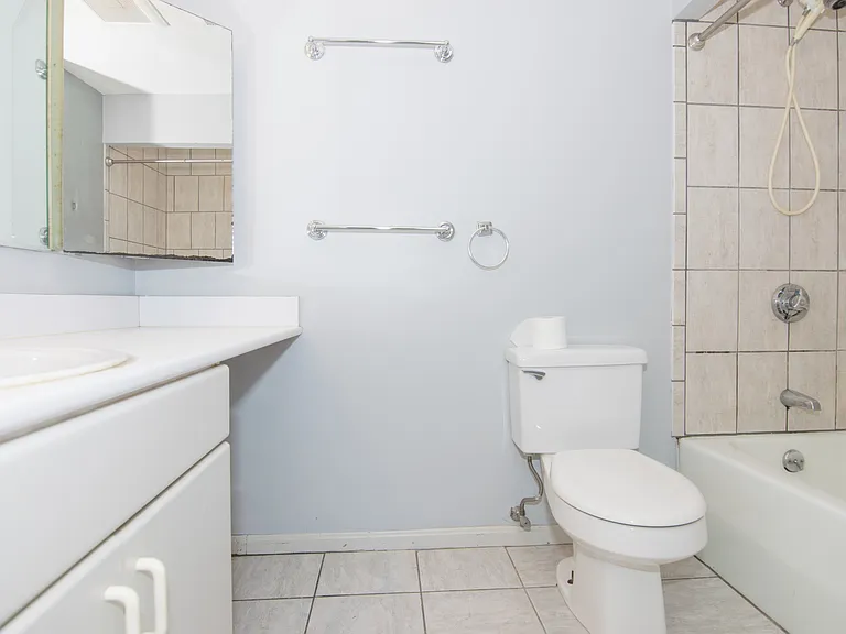 127 Glenville Ave #127 — Photo 18