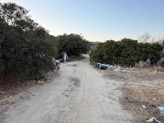3rd image of 2048 Buckman Springs Rd