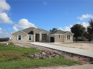 5209 Lake Venice Dr, Wimauma, FL 33598