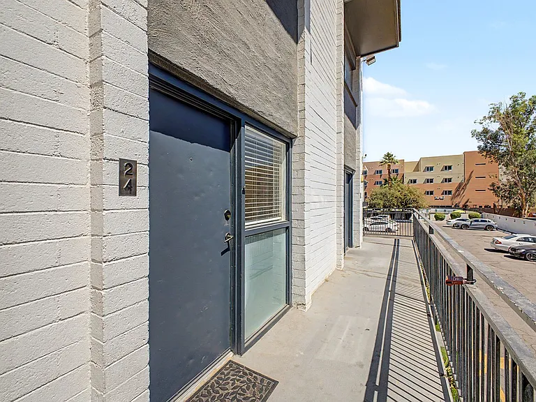 The Brentwood — Photo 28