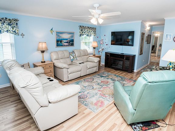 5th image of 1219 Thomas Dr #147